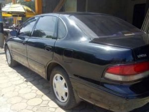 Toyota Avalon 1995 - Bán Toyota Avalon đời 1995, màu đen, nhập khẩu