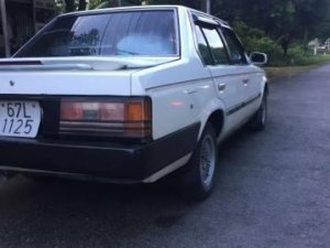 Toyota Corona 1984 - Cần bán xe Toyota Corona đời 1984, màu trắng