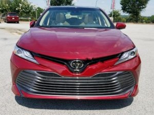 Toyota Camry XLE 2017 - Bán ô tô Toyota Camry XLE đời 2017, màu đỏ, nhập khẩu