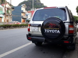 Toyota Land Cruiser  MT  2005 - Cần bán lại xe Toyota Land Cruiser MT đời 2005