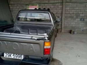 Toyota Hilux 2017 - Bán ô tô Toyota Hilux năm 2017, màu xám, nhập khẩu