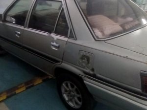 Toyota Carina 1990 - Bán Toyota Carina đời 1990, màu bạc, xe nhập 