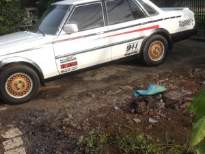 Toyota Cressida 1983 - Bán xe Toyota Cressida đời 1983, màu trắng, xe nhập