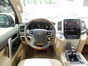 Toyota Land Cruiser VX 4.6 V8 AT 2017 - Toyota Mỹ Đình, bán xe Land Cruiser 2017 nhập khẩu, xe giao ngay