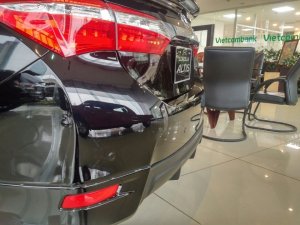 Toyota Corolla Altis 2017 - Toyota Corolla Altis 1.8 CVT 2018, mẫu xe toàn cầu, có đủ màu, khuyến mãi lớn, giao xe ngay