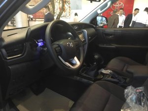 Toyota Fortuner V 2.4L AT 2017 - Toyota Mỹ Đình, bán Fortuner máy dầu 2017, xe nhập 100%, khuyến mãi cực sâu, LH ngay: 0976112268