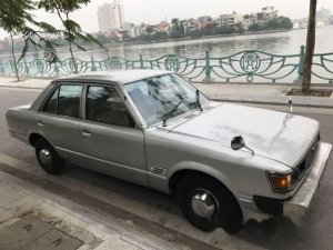 Toyota Carina 1980 - Bán Toyota Carina đời 1980, màu xám, giá tốt