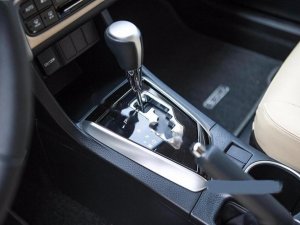 Toyota Corolla Altis 1.8 CVT 2017 - Cần bán xe Toyota Corolla altis 1.8 CVT đời 2017, màu đen