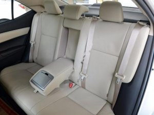 Toyota Corolla Altis 1.8 CVT 2017 - Cần bán xe Toyota Corolla altis 1.8 CVT đời 2017, màu đen