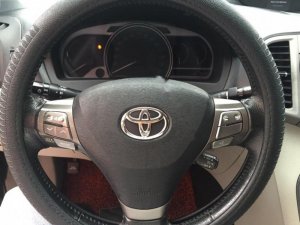 Toyota Venza 2010 - Cần bán lại xe Toyota Venza năm 2010, màu đen, nhập khẩu nguyên chiếc chính chủ, giá chỉ 786 triệu