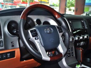 Toyota Sequoia 5.7V8 2016 - Toyota Sequoia Platinum 5.7 nhập Mỹ, sản xuất 2015 đăng ký 2016