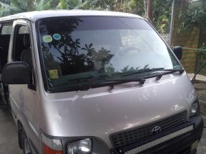 Toyota Hiace 2005 - Cần bán lại xe Toyota Hiace đời 2005, giá chỉ 170 triệu