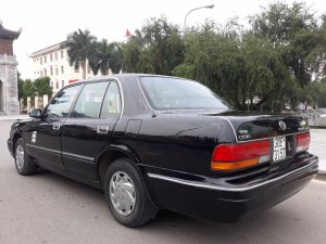 Toyota Crown Super Salon 1993 - Bán Toyota Crown Super salon đời 1993, màu đen, nhập khẩu, giá 145tr