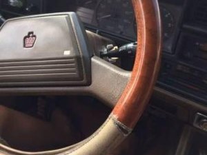 Toyota Crown 1986 - Cần bán gấp Toyota Crown 1986, màu trắng, giá tốt