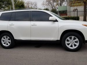 Toyota Highlander 2013 - Bán Toyota Highlander đời 2013, màu trắng, nhập khẩu