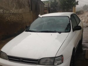 Toyota Corona 1996 - Cần bán xe Toyota Corona đời 1996, màu trắng, nhập khẩu, giá chỉ 50 triệu