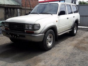 Toyota Land Cruiser 1996 - Cần bán gấp Toyota Land Cruiser đời 1996, màu trắng, nhập khẩu chính hãng