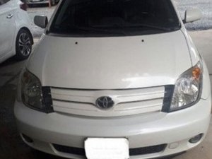 Toyota Yaris 1.3 AT 2005 - Bán Toyota Yaris 1.3 AT 2005, màu trắng, nhập khẩu nguyên chiếc số tự động