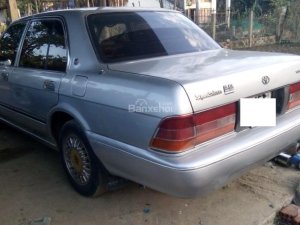 Toyota Crown G 1992 - Bán xe Toyota Crown G form 1997, màu bạc, nhập khẩu nguyên chiếc