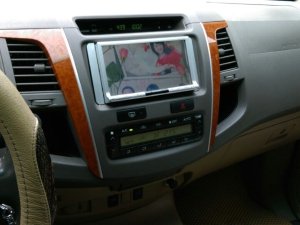 Toyota Fortuner 2011 - Cần bán Toyota Fortuner đời 2011, màu bạc, nhập khẩu, giá cạnh tranh