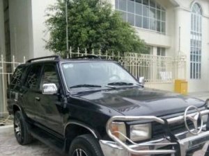 Toyota 4 Runner 1999 - Bán Toyota 4 Runner đời 1999, màu đen, xe nhập, giá 45tr