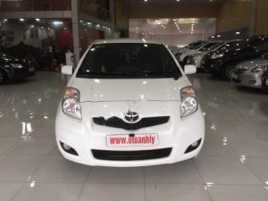 Toyota Yaris 2010 - Cần bán lại xe Toyota Yaris đời 2010, màu trắng, xe nhập