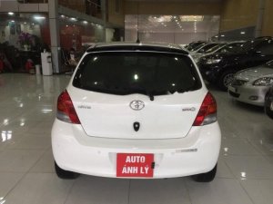 Toyota Yaris 2010 - Cần bán lại xe Toyota Yaris đời 2010, màu trắng, xe nhập
