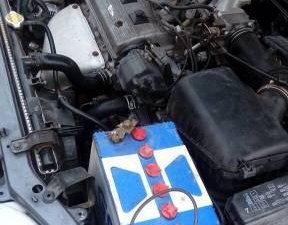 Toyota Corolla Altis 1999 - Cần bán gấp Toyota Corolla altis đời 1999