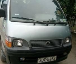 Toyota Hiace 2001 - Bán Toyota Hiace sản xuất 2001, màu xanh