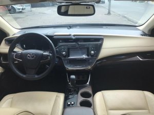 Toyota Avalon Limited Hybrid 2015 - Bán ô tô Toyota Avalon Limited Hybrid sản xuất 2015, màu đỏ, nhập khẩu nguyên chiếc