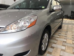 Toyota Sienna 2007 - Cần bán xe Toyota Sienna đời 2007, màu bạc, xe nhập