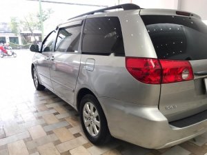 Toyota Sienna 2007 - Cần bán xe Toyota Sienna đời 2007, màu bạc, xe nhập