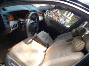 Toyota Highlander 2003 - Cần bán gấp Toyota Highlander sản xuất 2003, màu đen, xe nhập chính chủ, giá chỉ 487 triệu