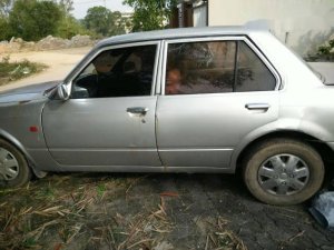 Toyota Corona 1981 - Bán Toyota Corona 1981, màu bạc 