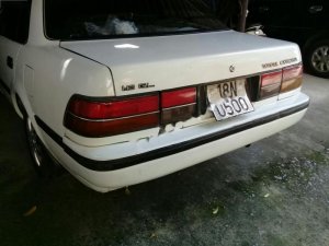 Toyota Corona GL 1990 - Cần bán xe Toyota Corona GL sản xuất 1990, màu trắng, nhập khẩu xe gia đình, giá 70tr