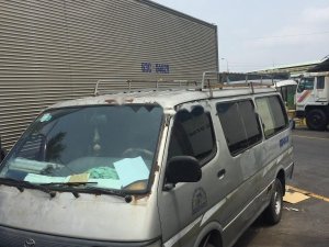 Toyota Hiace 1992 - Bán Toyota Hiace đời 1992, màu bạc, nhập khẩu nguyên chiếc, giá tốt