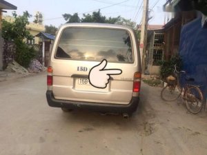 Toyota Van 2004 - Bán Toyota Van sản xuất năm 2004, màu bạc