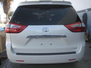 Toyota Sienna Limited 2018 - Bán xe Toyota Siena Limited sản xuất 2018, màu trắng, nhập khẩu Mỹ mới 100%