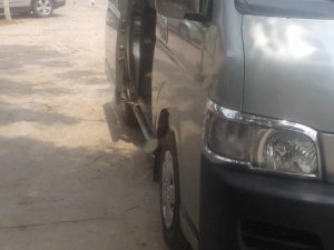 Toyota Hiace 2009 - Bán ô tô Toyota Hiace đời 2009, màu xanh lam giá cạnh tranh