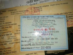 Toyota Hilux 2.8L 4x4 MT 1993 - Bán xe Toyota Hilux 2.8L 4x4 MT 1993, màu trắng, xe nhập 