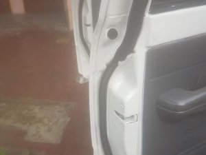 Toyota Hilux 2.8L 4x4 MT 1993 - Bán xe Toyota Hilux 2.8L 4x4 MT 1993, màu trắng, xe nhập 