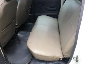 Toyota Hilux 2000 - Cần bán lại xe Toyota Hilux sản xuất năm 2000, màu trắng