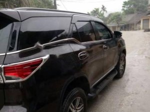 Toyota Fortuner 2.4G 4x2 MT 2017 - Bán Toyota Fortuner 2.4G 4x2 MT 2017, màu đen, nhập khẩu số sàn