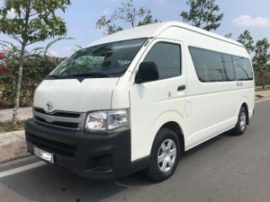 Toyota Hiace 2.7L 2012 - Bán Toyota Hiace 2.7L đời 2012, màu trắng, nhập khẩu Nhật Bản