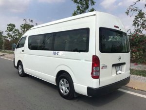 Toyota Hiace 2.7L 2012 - Bán Toyota Hiace 2.7L đời 2012, màu trắng, nhập khẩu Nhật Bản