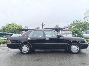 Toyota Crown 3.0 2000 - Bán Toyota Crown 3.0 sản xuất 2000, màu đen, nhập khẩu 