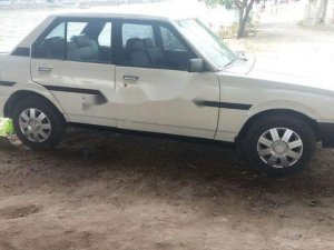 Toyota Corolla 1981 - Cần bán lại xe Toyota Corolla 1981, màu trắng