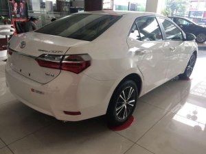 Toyota Corolla Altis 2018 - Bán Toyota Corolla altis năm sản xuất 2018, màu trắng