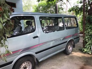 Toyota Hiace 1995 - Bán Toyota Hiace đời 1995, màu xanh lam, giá tốt