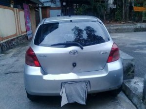 Toyota Yaris Verso 2007 - Bán Toyota Yaris Verso đời 2007, màu bạc chính chủ, giá tốt